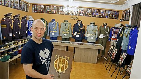 História vojenských uniforiem