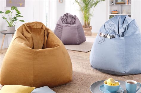 Ukážka rôznych materiálov na sedacie vaky