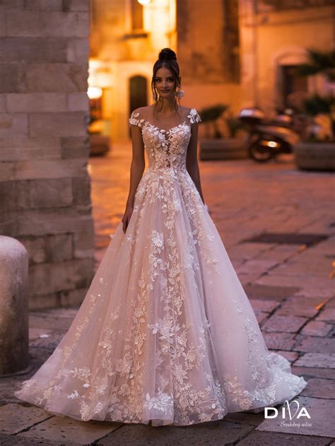 Svadobné šaty a doplnky