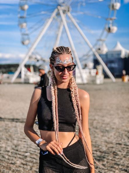 festivalový účes s šatkou