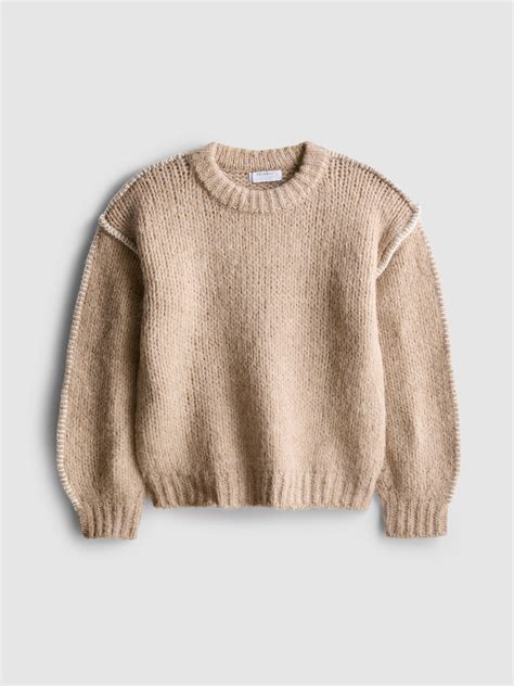 Ilustrácia raglánového rukáva s vyznačenými švami