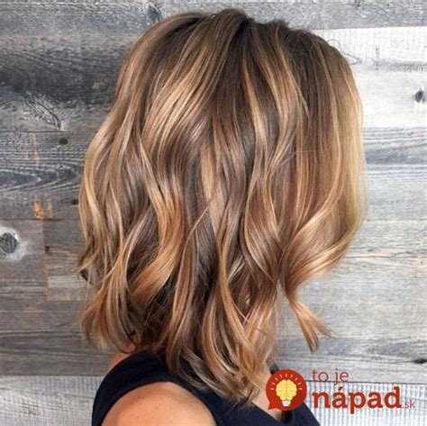 Rôzne strihy vlasov po plecia