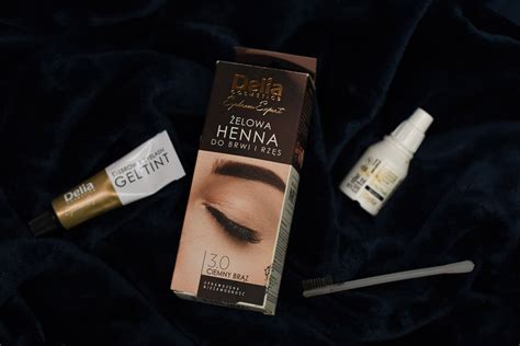 Detail aplikátora gélovej henny Delia