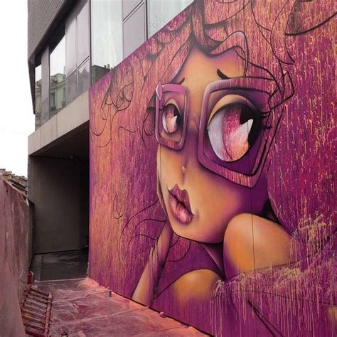 Ilustrácia žien s rôznymi krátkymi účesmi