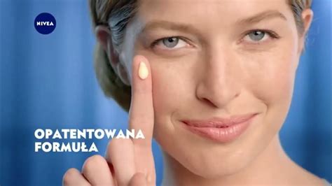 Reklama NIVEA z obdobia zmeny ideálov krásy