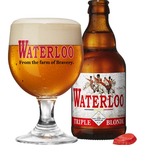 Pivná fľaša Waterloo Triple Blond s etiketou