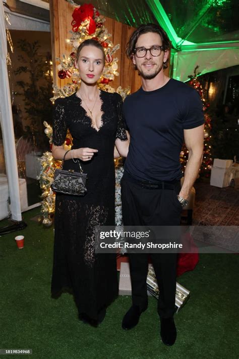 Adriana Čerňanová v kampani na plavky Charlie by Matthew Zink