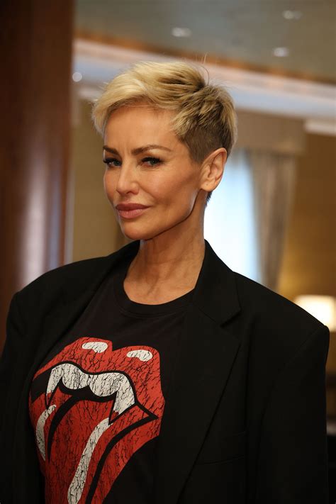 Slovenská modelka Adriana Čerňanová sa stala novou tvárou značky Wonderbra