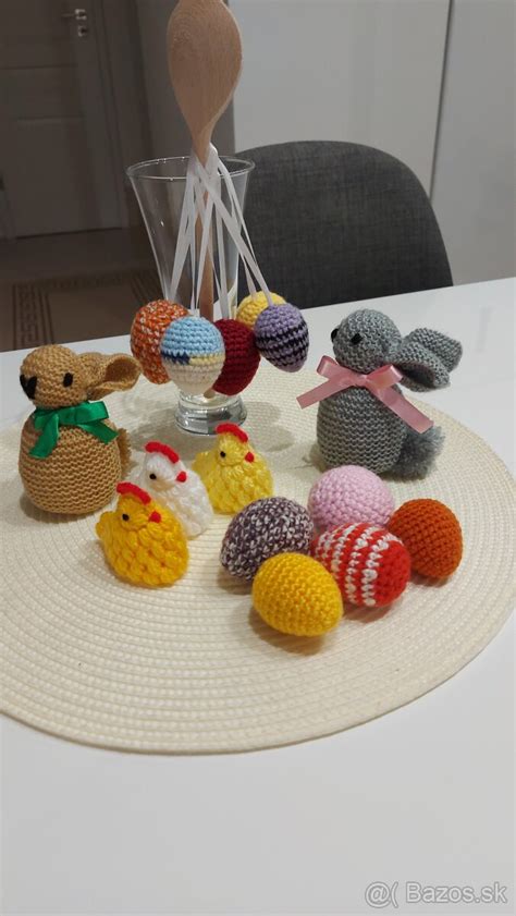 Rôzne karnevalové doplnky a dekorácie