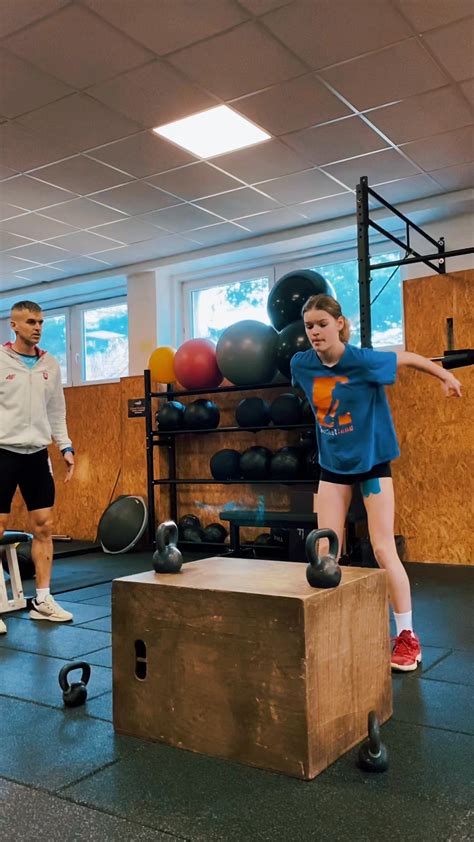 Športovci pri tréningu