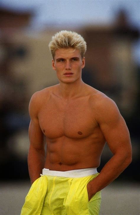 Dolph Lundgren v úlohe agenta Reeda