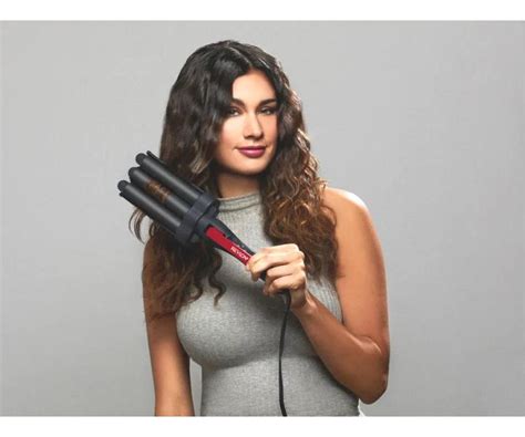 Trojkulma vytvárajúca vlny