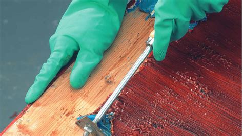 Odstránenie farby z obočia