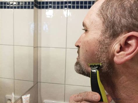 Schéma smeru rastu fúzov
