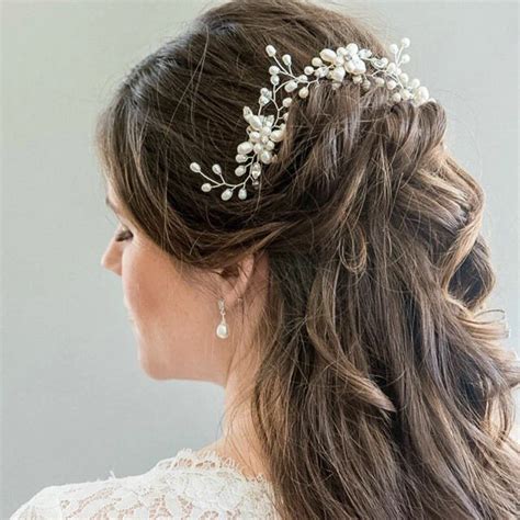 Ilustračná fotografia svadobného účesu