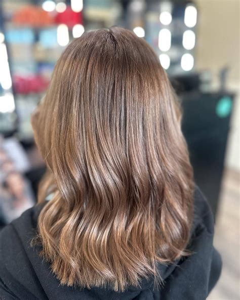 Trendy farby vlasov: bronde, krémová blond a teplé odtiene