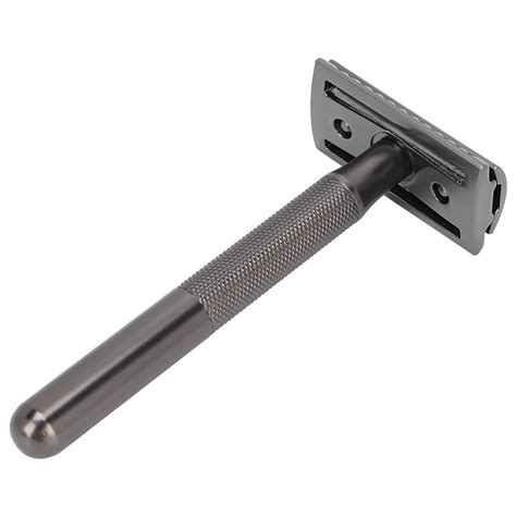 Bezpečnostný holiaci strojček s klasickou žiletkou