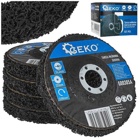 Odstraňovanie prebytočnej farby z obočia