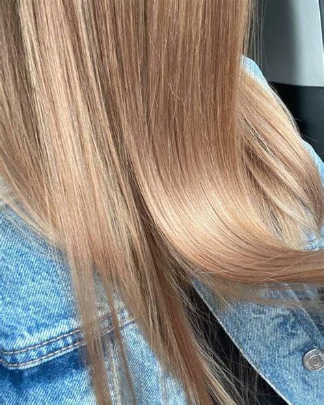 zdravé a lesklé vlasy po ošetrení keratínom