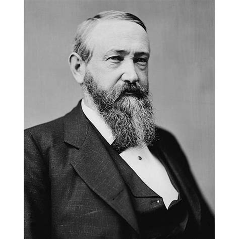 Detail úpravy brady žiletkou