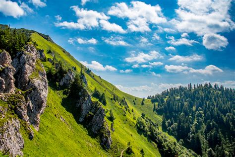 Mapa Žiaru nad Hronom s vyznačeným kaderníctvom