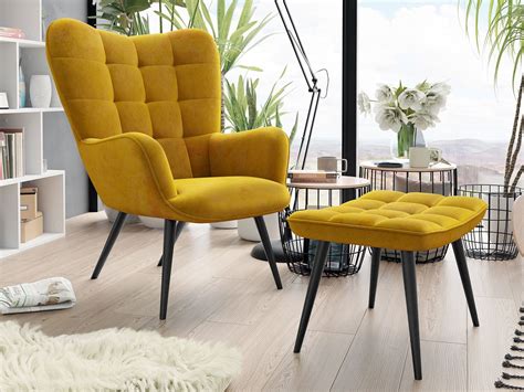 Štýlové kreslo v barbershope s ponukou kávy