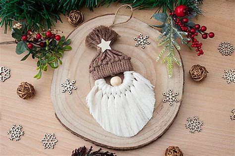 Macrame škriatok ako dekorácia