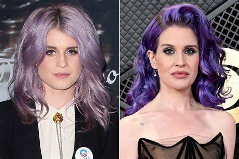 Kelly Osbourne s fialovým účesom