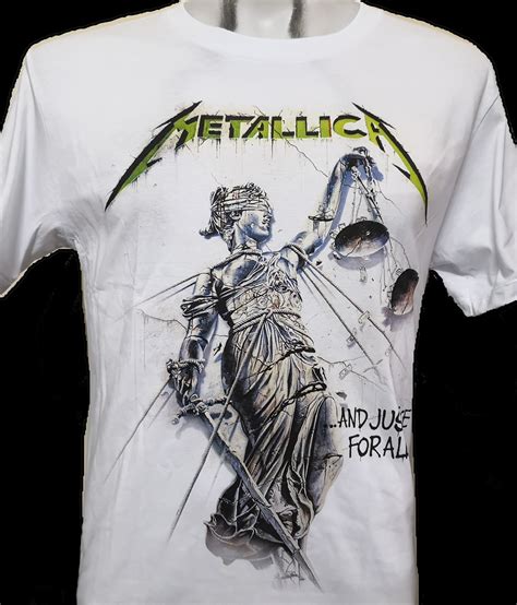 Detailná ukážka Metallica tričiek