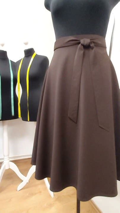 Ukážka šitia modernej sukne podľa strihu