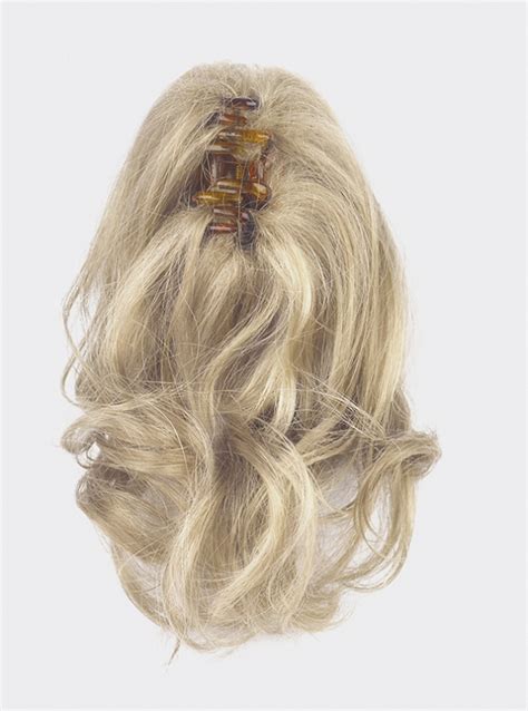 Ilustrácia darovaných vlasov pre parochne pre deti