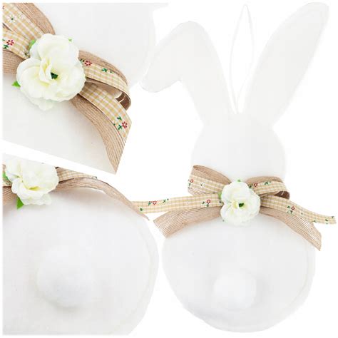 Roztomilý veľkonočný zajac ako dekorácia