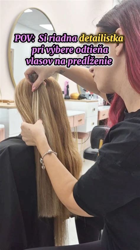 kaderníctvo v salóne pri práci