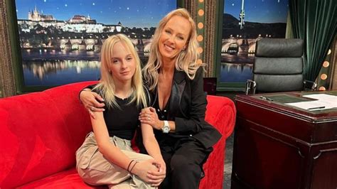Zuzana Belohorcová s krátkym účesom