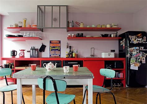 Príklady obočia v štýle 30. rokov, inšpirované Marlene Dietrich