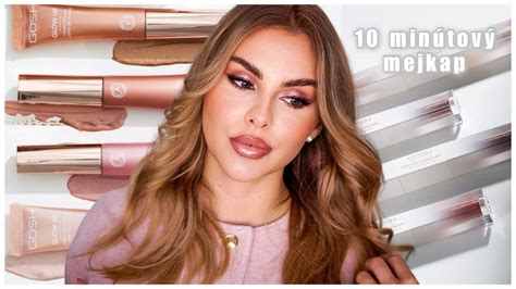 Mejkap 30. rokov: dôraz na oči a plné pery