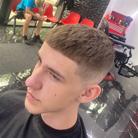 Účes Buzz Cut