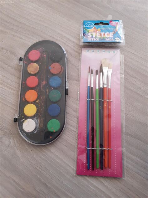 Štetce a farby pre výtvarnú výchovu