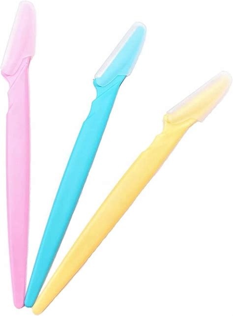 Žiletka a holiaci strojček pre depiláciu tváre