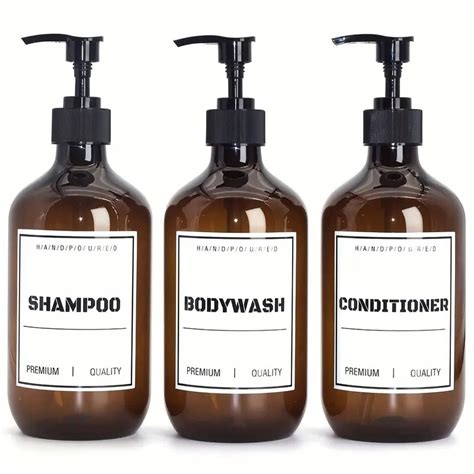 Fľaše s kvalitným šampónom a kondicionérom