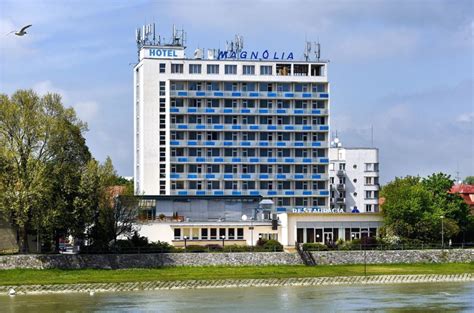 Pohľad na hotel Magnólia v Piešťanoch