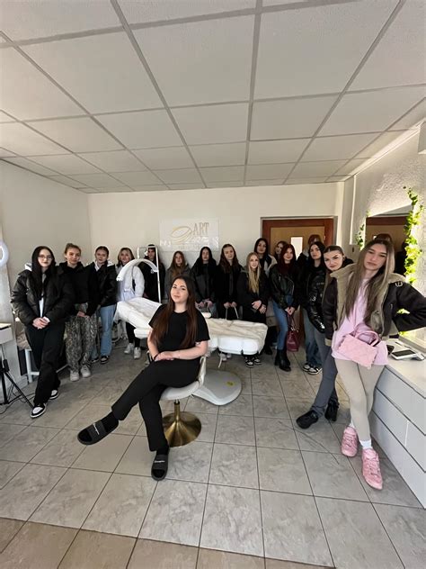 Vchod do salónu MIVIA BEAUTY STUDIO