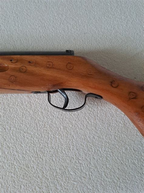 Vystrihnuté diely na čepček