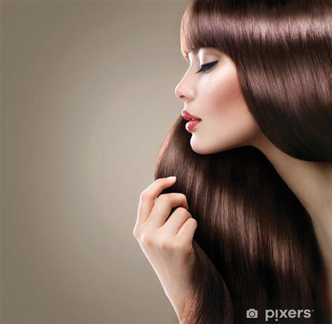 zena s hladkou pokozkou po depilacii