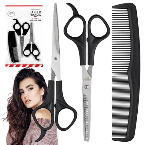 Kadernícke nožnice a hrebeň