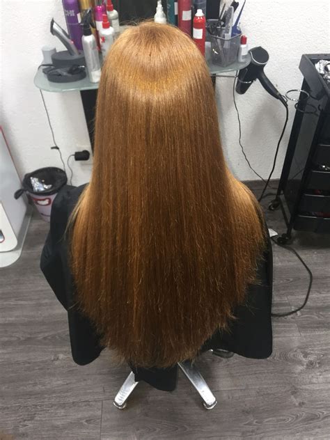 zdravé dlhé vlasy pripravené na výkup