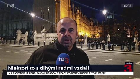 Richard Vrablec pri moderovaní