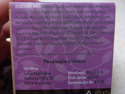 tuhý šampón Vážna známosť v balení