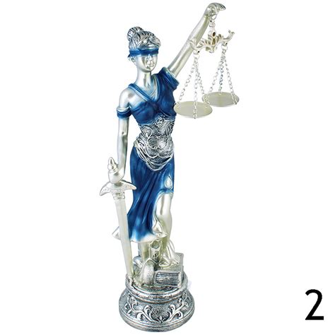 Obrázok: Ikony spravodlivosti a administrácie symbolizujúce právne a administratívne procesy.