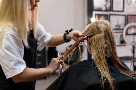 Prehľad kaderníckych služieb v Kaderníctve Adel
